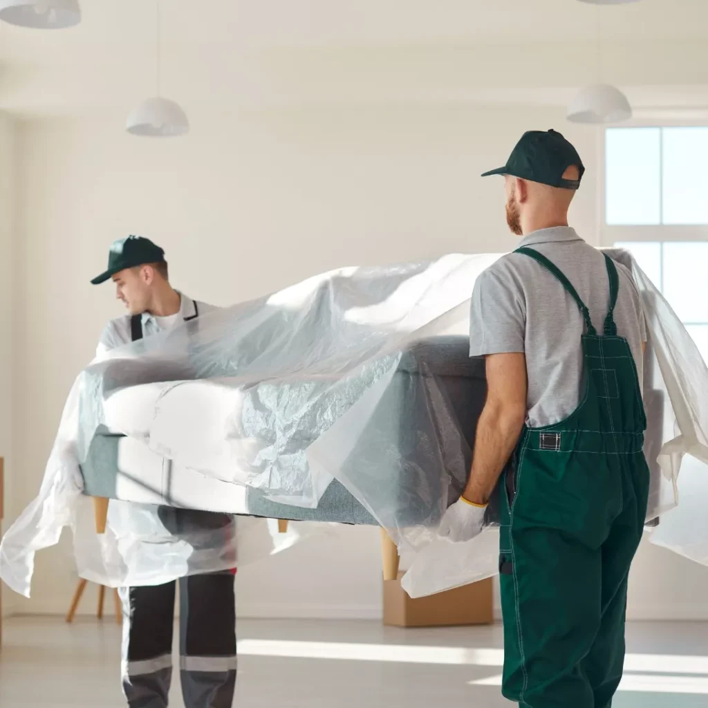 Professional packers and movers handling villa relocation in Palm Jumeirah