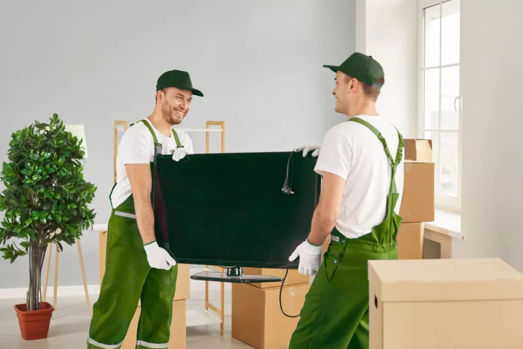 villa movers in Emirate Hills